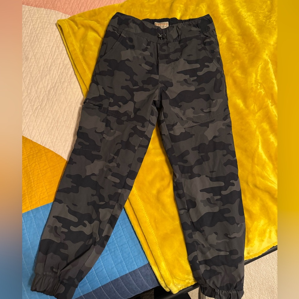 Kids fleece lined snow pants Size 7/8